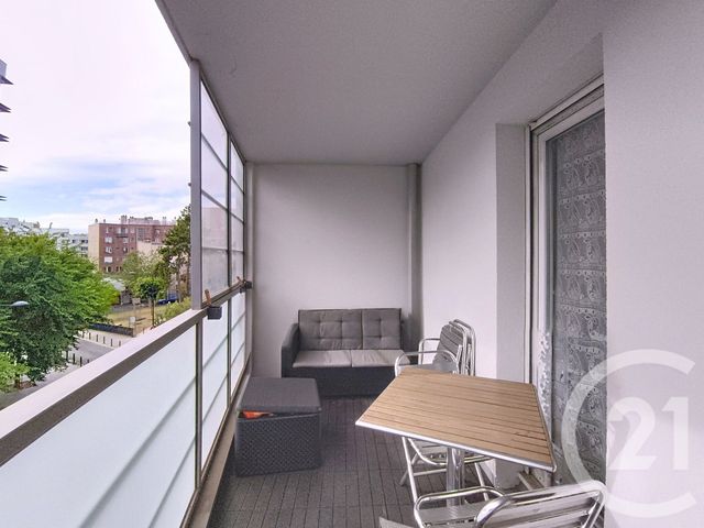 Appartement F4 à vendre - 4 pièces - 75.91 m2 - ST DENIS - 93 - ILE-DE-FRANCE - Century 21 Riva Immobilier