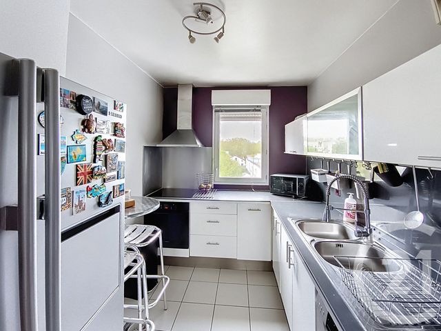 Appartement F4 à vendre - 4 pièces - 75.91 m2 - ST DENIS - 93 - ILE-DE-FRANCE - Century 21 Riva Immobilier