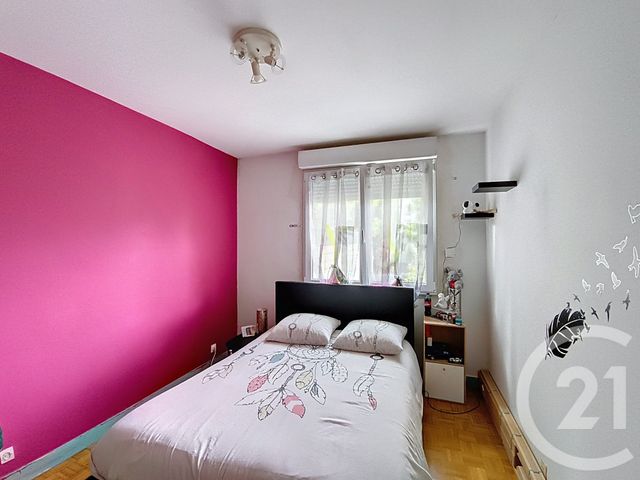 Afficher la photo en grand maison à vendre - 4 pièces - 72.0 m2 - ST DENIS - 93 - ILE-DE-FRANCE - Century 21 Riva Immobilier