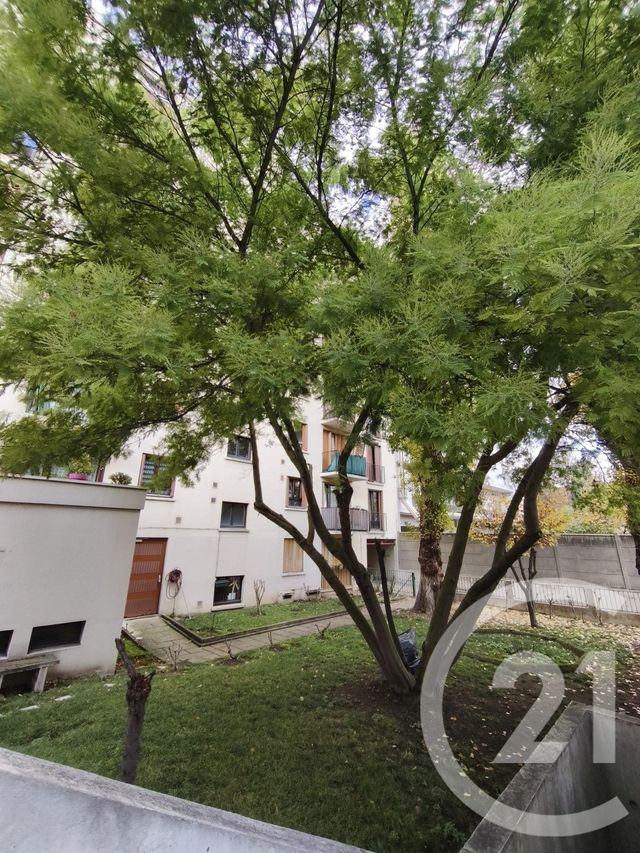 Appartement F2 à vendre - 2 pièces - 43.5 m2 - ST DENIS - 93 - ILE-DE-FRANCE - Century 21 Riva Immobilier