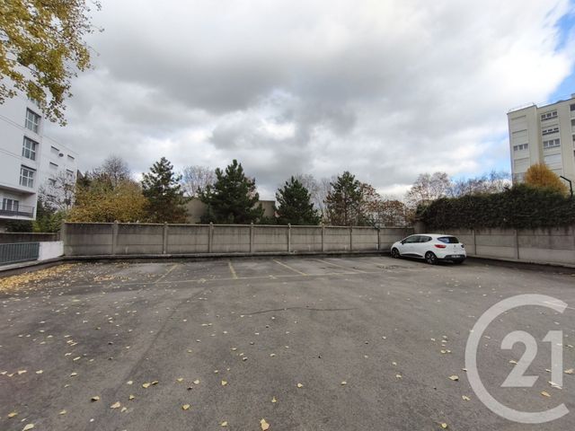 Appartement F2 à vendre - 2 pièces - 43.5 m2 - ST DENIS - 93 - ILE-DE-FRANCE - Century 21 Riva Immobilier