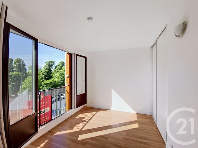 Appartement F2 à vendre - 2 pièces - 43.5 m2 - ST DENIS - 93 - ILE-DE-FRANCE - Century 21 Riva Immobilier