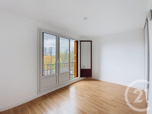 Appartement F2 à vendre - 2 pièces - 43.5 m2 - ST DENIS - 93 - ILE-DE-FRANCE - Century 21 Riva Immobilier