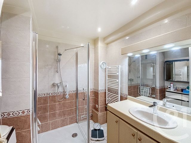 Appartement F3 à vendre - 3 pièces - 71.67 m2 - ST DENIS - 93 - ILE-DE-FRANCE - Century 21 Riva Immobilier