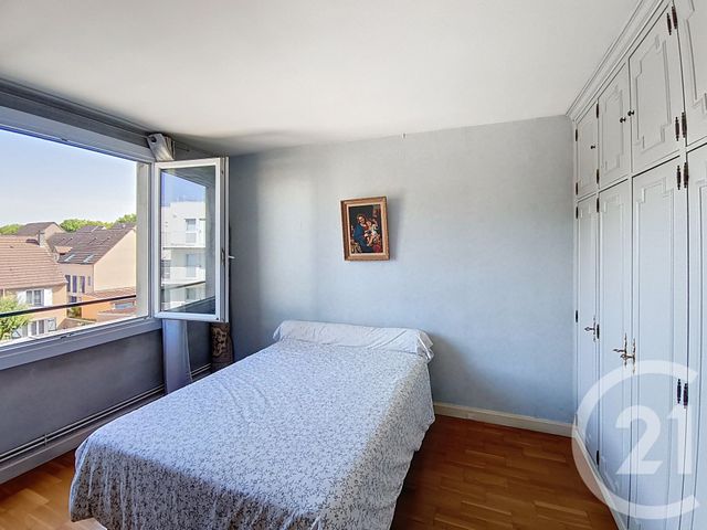 Appartement F3 à vendre - 3 pièces - 71.67 m2 - ST DENIS - 93 - ILE-DE-FRANCE - Century 21 Riva Immobilier