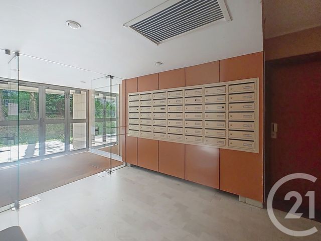 Appartement F1 à vendre - 1 pièce - 27.44 m2 - PARIS - 75020 - ILE-DE-FRANCE - Century 21 Riva Immobilier