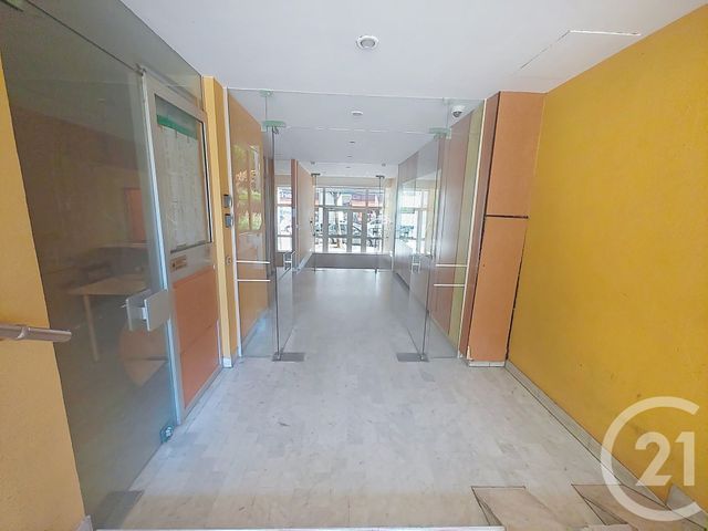 Appartement F1 à vendre - 1 pièce - 27.44 m2 - PARIS - 75020 - ILE-DE-FRANCE - Century 21 Riva Immobilier