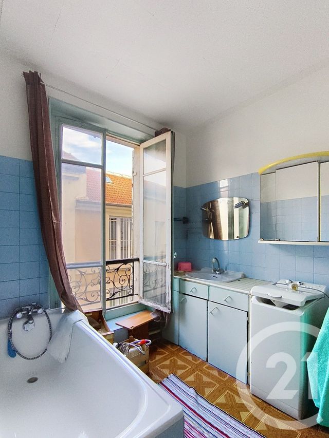 Appartement F2 à vendre - 2 pièces - 44.69 m2 - ST DENIS - 93 - ILE-DE-FRANCE - Century 21 Riva Immobilier