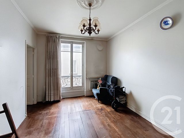 Appartement F2 à vendre - 2 pièces - 44.69 m2 - ST DENIS - 93 - ILE-DE-FRANCE - Century 21 Riva Immobilier