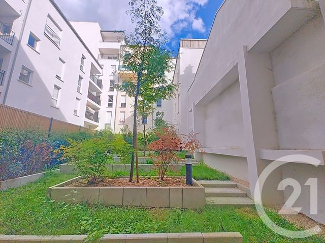Appartement F3 à vendre - 3 pièces - 63.88 m2 - ST DENIS - 93 - ILE-DE-FRANCE - Century 21 Riva Immobilier