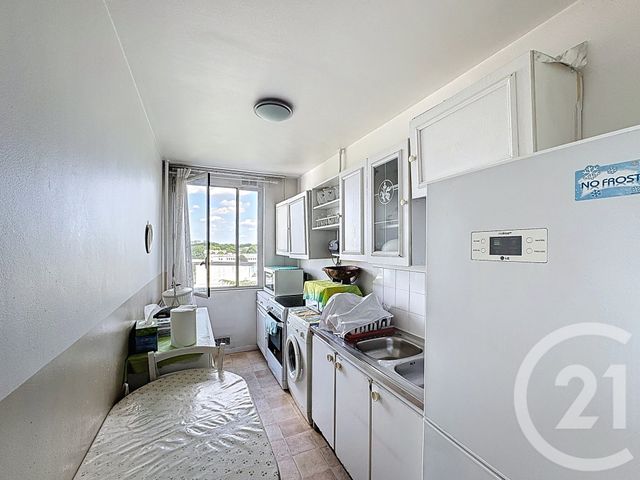 Afficher la photo en grand Appartement F3 à vendre - 3 pièces - 65.04 m2 - ST DENIS - 93 - ILE-DE-FRANCE - Century 21 Riva Immobilier