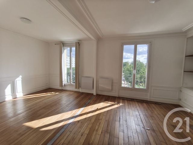 Appartement F2 à louer - 2 pièces - 56.1 m2 - ST DENIS - 93 - ILE-DE-FRANCE - Century 21 Riva Immobilier