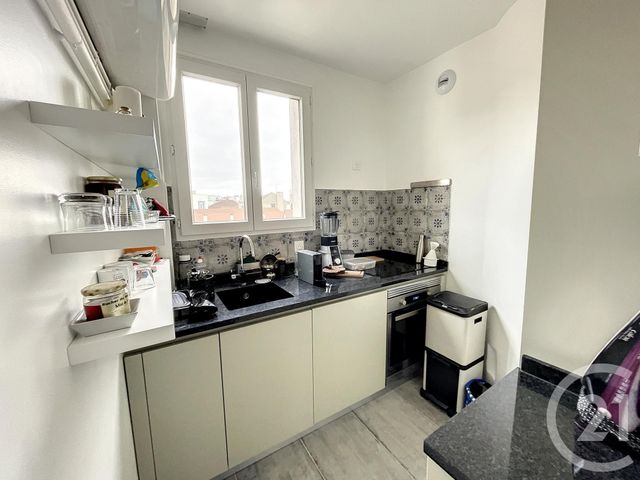 Appartement F2 à louer - 2 pièces - 56.1 m2 - ST DENIS - 93 - ILE-DE-FRANCE - Century 21 Riva Immobilier