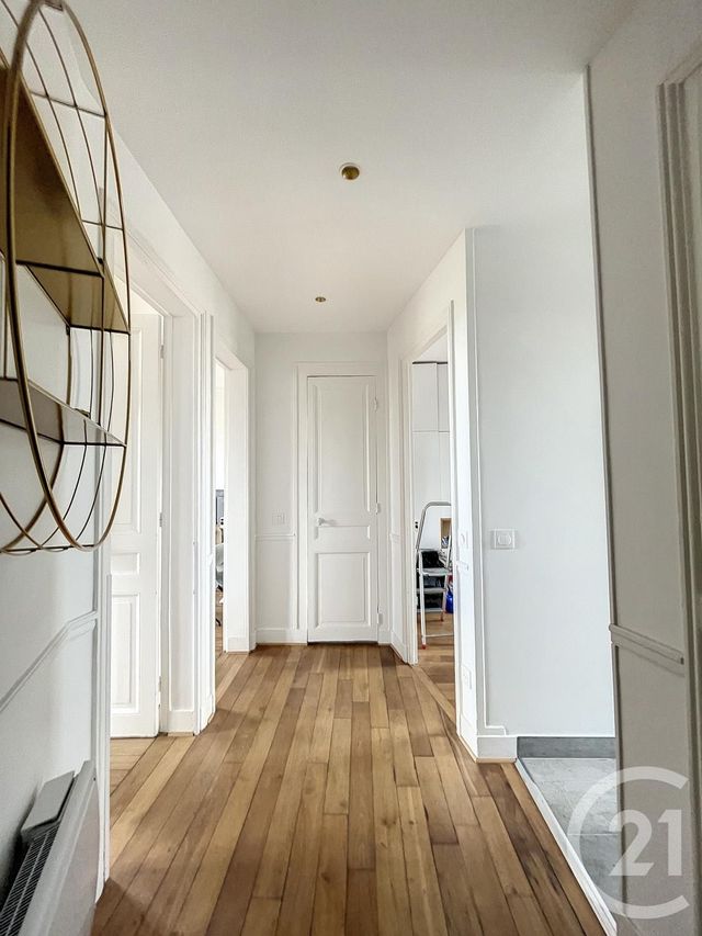 Appartement F2 à louer - 2 pièces - 56.1 m2 - ST DENIS - 93 - ILE-DE-FRANCE - Century 21 Riva Immobilier
