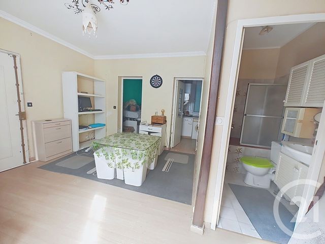 Appartement F1 à vendre - 1 pièce - 31.0 m2 - ST DENIS - 93 - ILE-DE-FRANCE - Century 21 Riva Immobilier