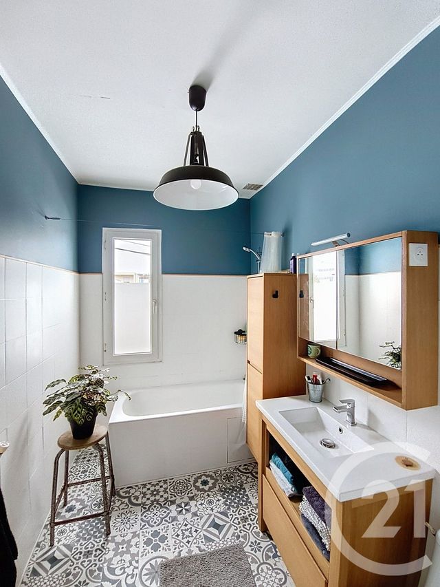 maison à vendre - 4 pièces - 93.82 m2 - ST DENIS - 93 - ILE-DE-FRANCE - Century 21 Riva Immobilier