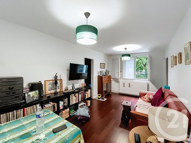 Appartement F3 à vendre - 3 pièces - 58.25 m2 - ST DENIS - 93 - ILE-DE-FRANCE - Century 21 Riva Immobilier