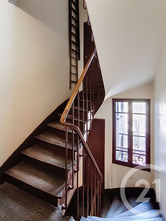 Appartement F2 à vendre - 2 pièces - 32.07 m2 - ST DENIS - 93 - ILE-DE-FRANCE - Century 21 Riva Immobilier