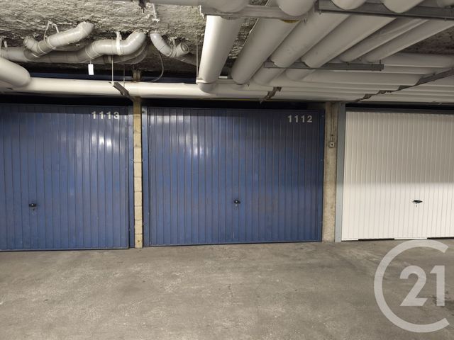 Parking à louer ST DENIS