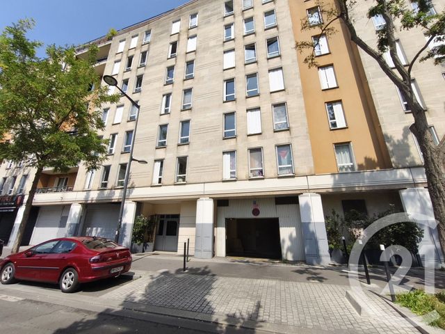 parking à louer - 12.0 m2 - ST DENIS - 93 - ILE-DE-FRANCE - Century 21 Riva Immobilier