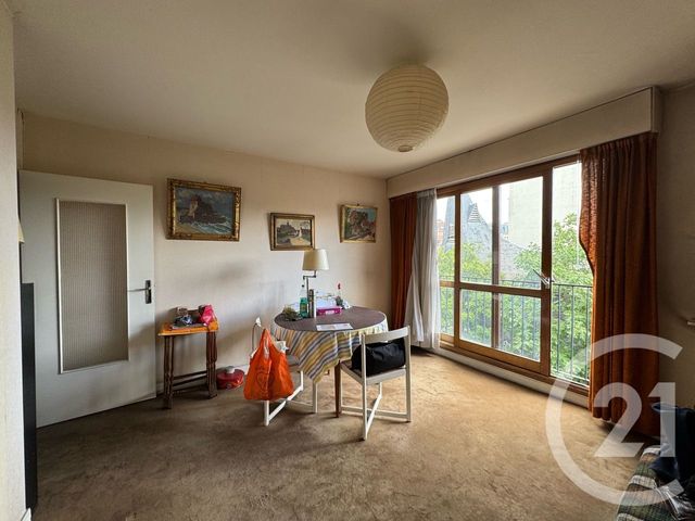 Appartement F2 à vendre - 2 pièces - 42.63 m2 - ST DENIS - 93 - ILE-DE-FRANCE - Century 21 Riva Immobilier