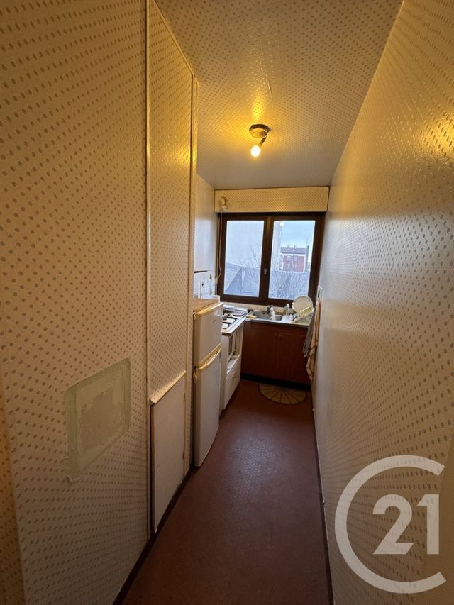 Appartement F2 à vendre - 2 pièces - 42.63 m2 - ST DENIS - 93 - ILE-DE-FRANCE - Century 21 Riva Immobilier