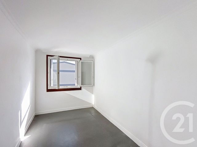 Appartement F4 à vendre - 4 pièces - 69.08 m2 - ST DENIS - 93 - ILE-DE-FRANCE - Century 21 Riva Immobilier