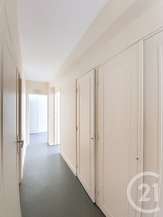 Appartement F4 à vendre - 4 pièces - 69.08 m2 - ST DENIS - 93 - ILE-DE-FRANCE - Century 21 Riva Immobilier