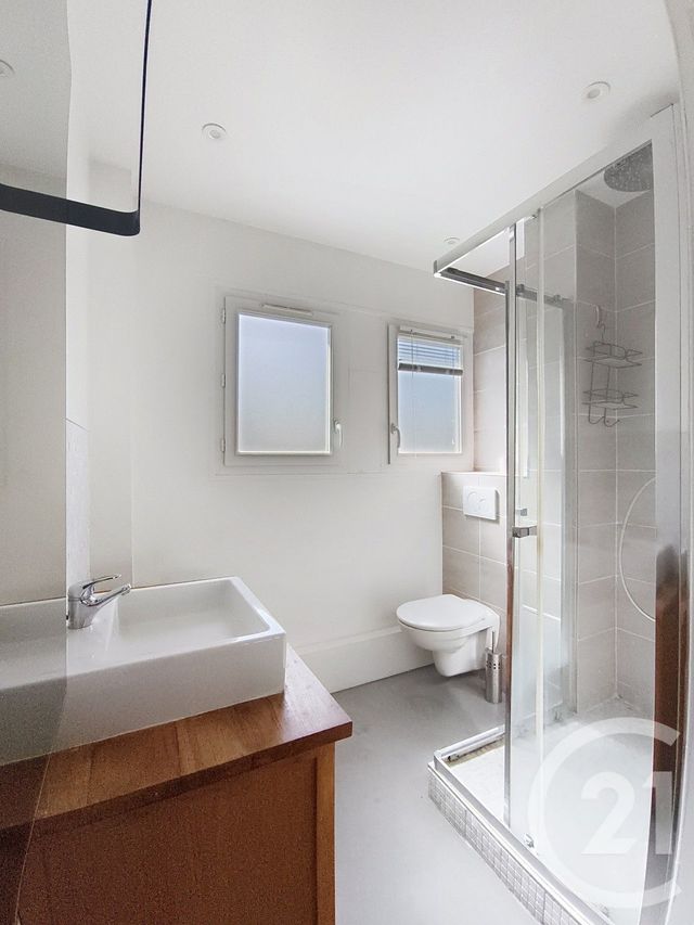 Appartement F3 à vendre - 3 pièces - 54.02 m2 - L ILE ST DENIS - 93 - ILE-DE-FRANCE - Century 21 Riva Immobilier