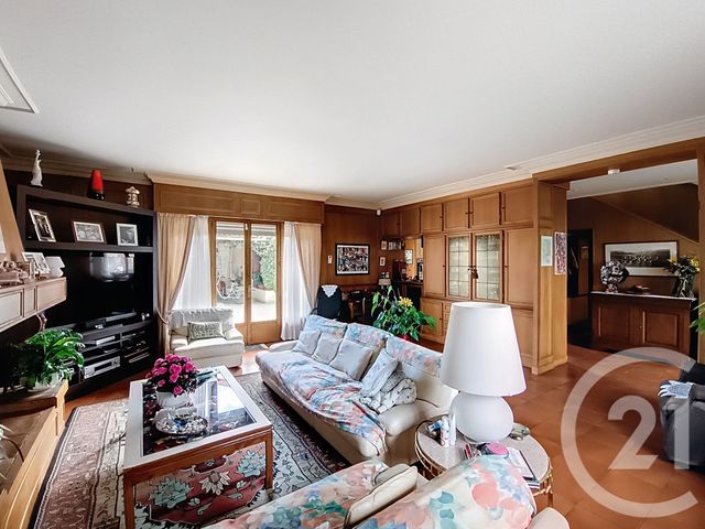 maison à vendre - 6 pièces - 177.0 m2 - ST DENIS - 93 - ILE-DE-FRANCE - Century 21 Riva Immobilier