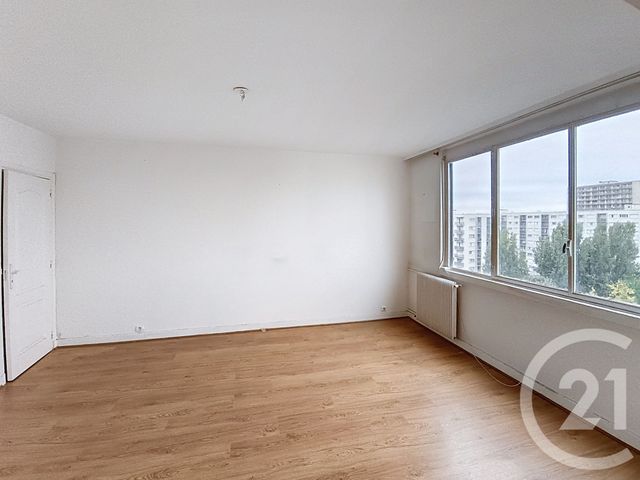 Appartement F3 à vendre - 3 pièces - 64.79 m2 - ST DENIS - 93 - ILE-DE-FRANCE - Century 21 Riva Immobilier