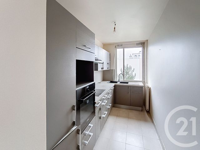 Appartement F3 à vendre - 3 pièces - 64.79 m2 - ST DENIS - 93 - ILE-DE-FRANCE - Century 21 Riva Immobilier