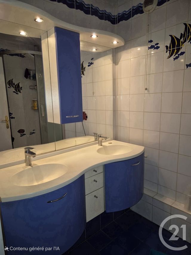 Appartement F3 à vendre - 3 pièces - 69.26 m2 - ST DENIS - 93 - ILE-DE-FRANCE - Century 21 Riva Immobilier