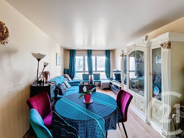 Appartement F3 à vendre - 3 pièces - 69.26 m2 - ST DENIS - 93 - ILE-DE-FRANCE - Century 21 Riva Immobilier