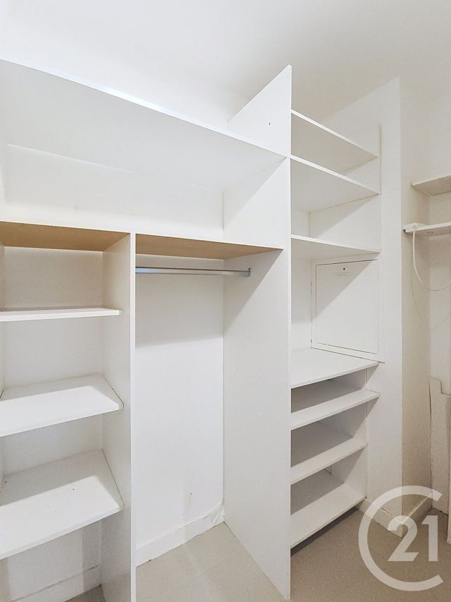 Appartement F3 à vendre - 3 pièces - 67.26 m2 - ST DENIS - 93 - ILE-DE-FRANCE - Century 21 Riva Immobilier