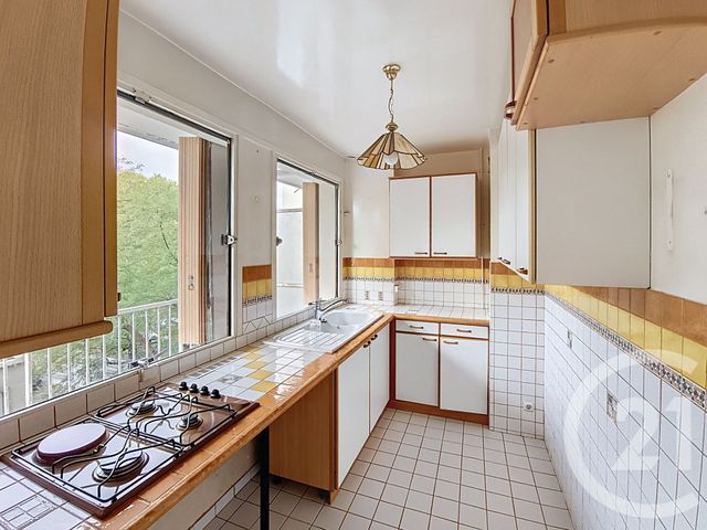 Afficher la photo en grand Appartement F1 à vendre - 1 pièce - 32.0 m2 - ST DENIS - 93 - ILE-DE-FRANCE - Century 21 Riva Immobilier
