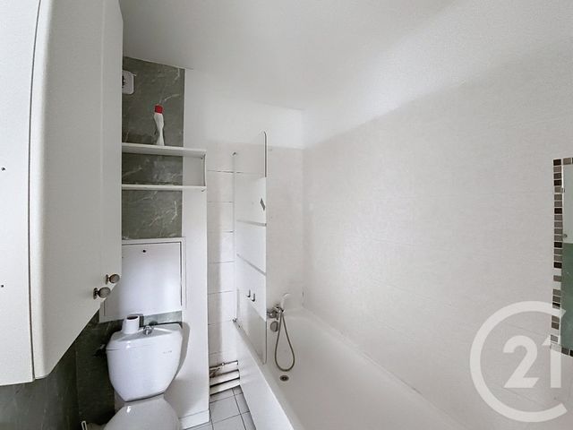 Appartement F2 à vendre - 2 pièces - 40.73 m2 - DUGNY - 93 - ILE-DE-FRANCE - Century 21 Riva Immobilier