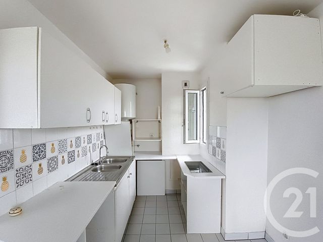 Appartement F2 à vendre - 2 pièces - 40.73 m2 - DUGNY - 93 - ILE-DE-FRANCE - Century 21 Riva Immobilier