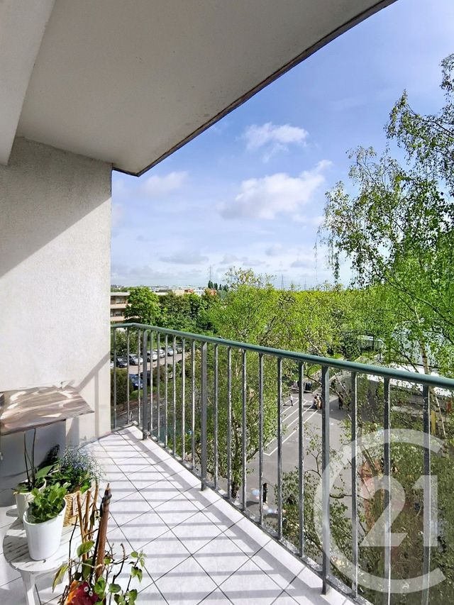 Appartement F3 à vendre - 3 pièces - 56.27 m2 - VILLENEUVE LA GARENNE - 92 - ILE-DE-FRANCE - Century 21 Riva Immobilier