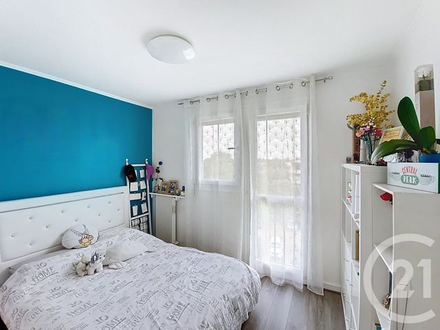 Appartement F3 à vendre - 3 pièces - 56.27 m2 - VILLENEUVE LA GARENNE - 92 - ILE-DE-FRANCE - Century 21 Riva Immobilier