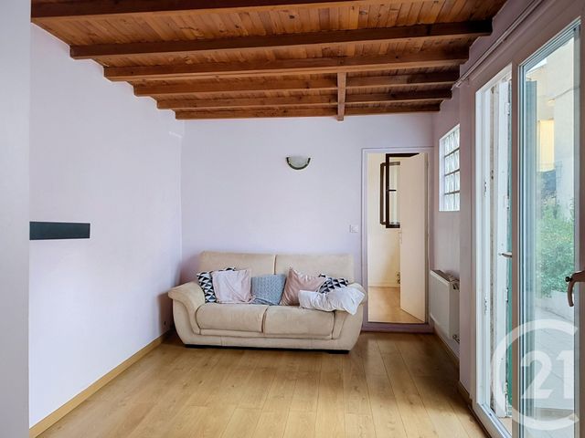 Maison 4 pièces 59 m² · à Saint-Denis · 58,7 m² · 215 000 €