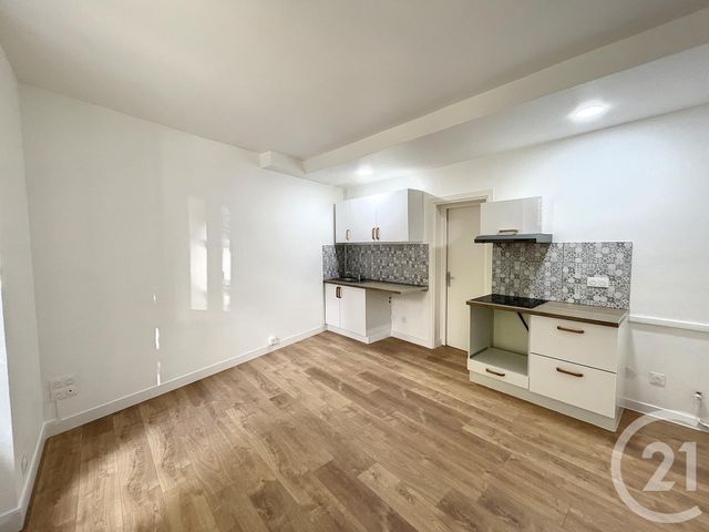 Appartement F2 à vendre - 2 pièces - 32.36 m2 - ST DENIS - 93 - ILE-DE-FRANCE - Century 21 Riva Immobilier