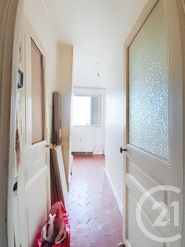 Appartement F1 à vendre - 1 pièce - 26.04 m2 - ST DENIS - 93 - ILE-DE-FRANCE - Century 21 Riva Immobilier