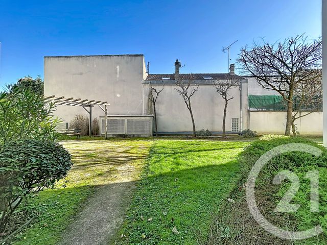 Appartement F3 à vendre - 3 pièces - 60.87 m2 - ST DENIS - 93 - ILE-DE-FRANCE - Century 21 Riva Immobilier