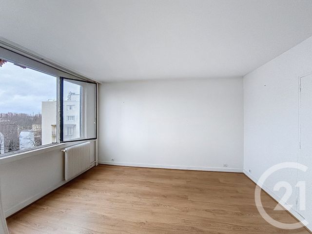 Appartement F3 à vendre - 3 pièces - 64.79 m2 - ST DENIS - 93 - ILE-DE-FRANCE - Century 21 Riva Immobilier