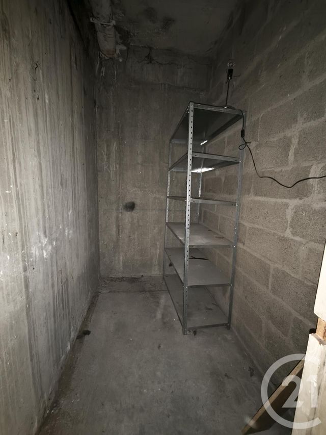Appartement F3 à vendre - 3 pièces - 64.79 m2 - ST DENIS - 93 - ILE-DE-FRANCE - Century 21 Riva Immobilier