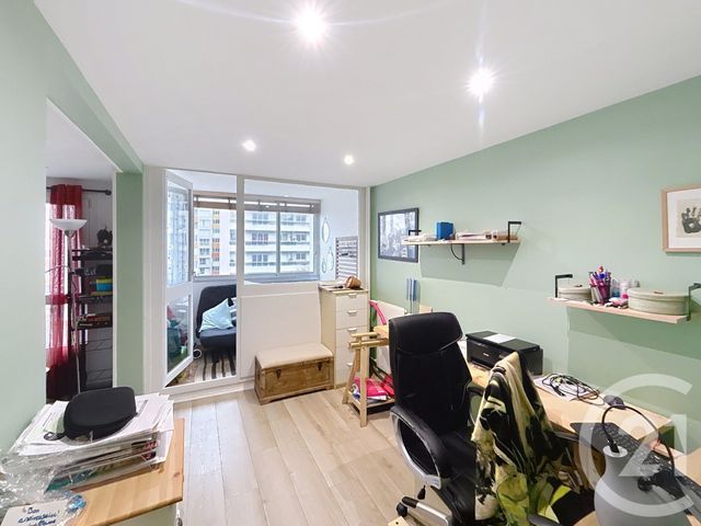 Appartement F4 à vendre - 4 pièces - 82.74 m2 - ST DENIS - 93 - ILE-DE-FRANCE - Century 21 Riva Immobilier