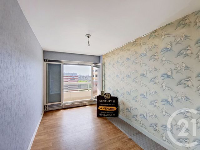 Appartement F4 à vendre - 4 pièces - 79.59 m2 - ST DENIS - 93 - ILE-DE-FRANCE - Century 21 Riva Immobilier