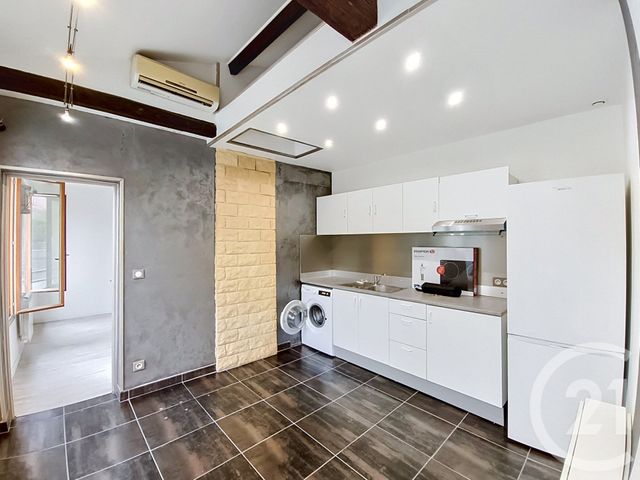 Appartement F2 à vendre - 2 pièces - 27.78 m2 - ST DENIS - 93 - ILE-DE-FRANCE - Century 21 Riva Immobilier