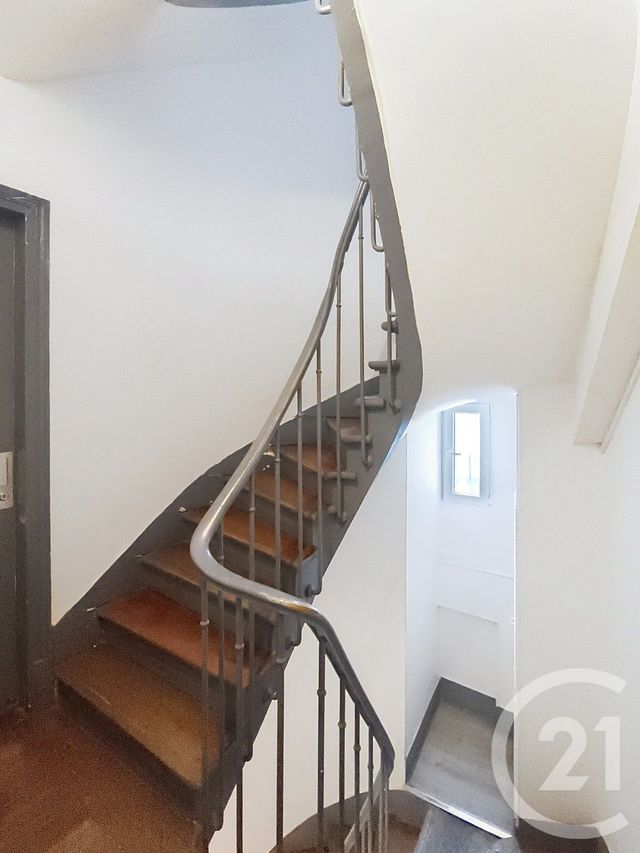 Appartement F2 à vendre - 2 pièces - 47.46 m2 - ST DENIS - 93 - ILE-DE-FRANCE - Century 21 Riva Immobilier